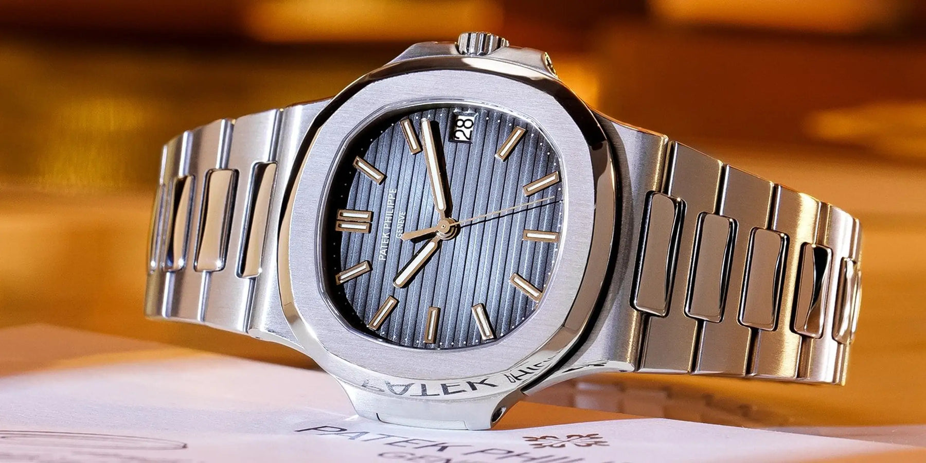Patek Phillppe Geneve Nautilus Swiss Men's Watch